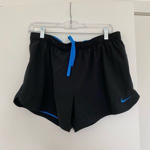 Women’s Nike Dry Tempo 2-in-1 Running Shorts